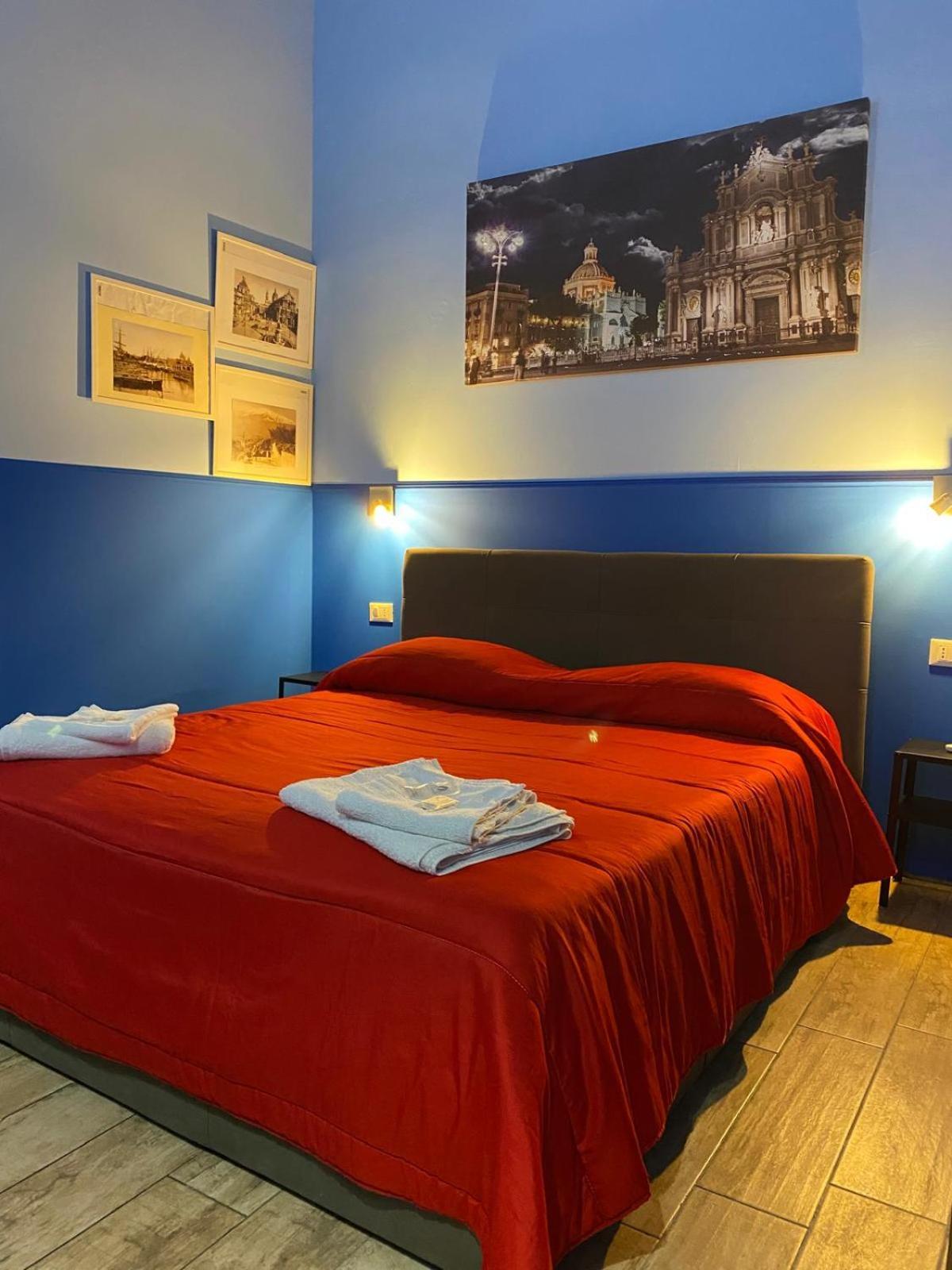 Zazzamitahouse Villa Catania Bagian luar foto